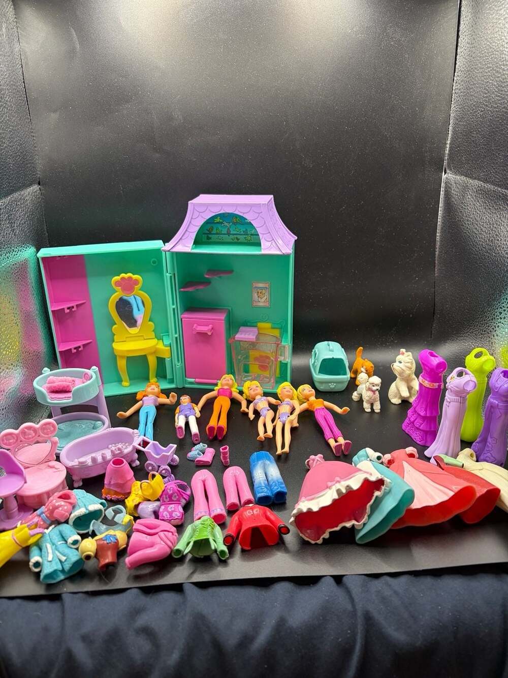 Vintage 2005 Polly Pocket House of Style Playset Lot - Dolls & Accessories